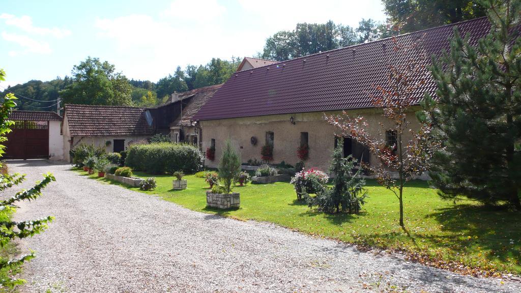 Penzion Padrtuv Mlyn Trebic Exterior foto
